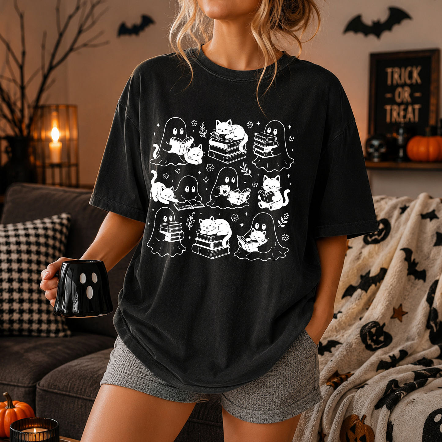 Bookish Ghosts/Cats