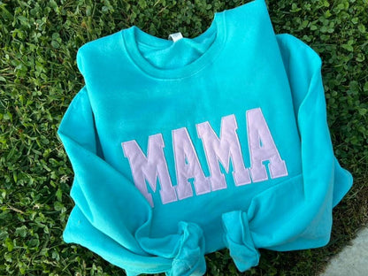 Raggy Embroidered Crewneck